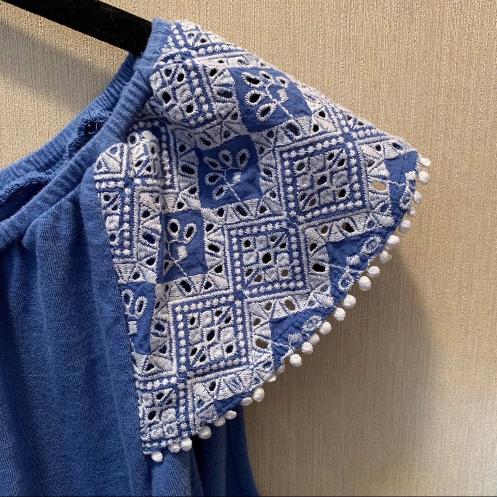 LOFT Petite Eyelet Embroidered Boho Cropped Blue Top - Picture 4 of 6
